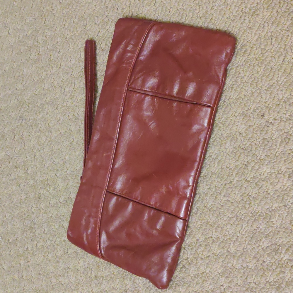 Vintage Genuine Leather clutch in burgundy